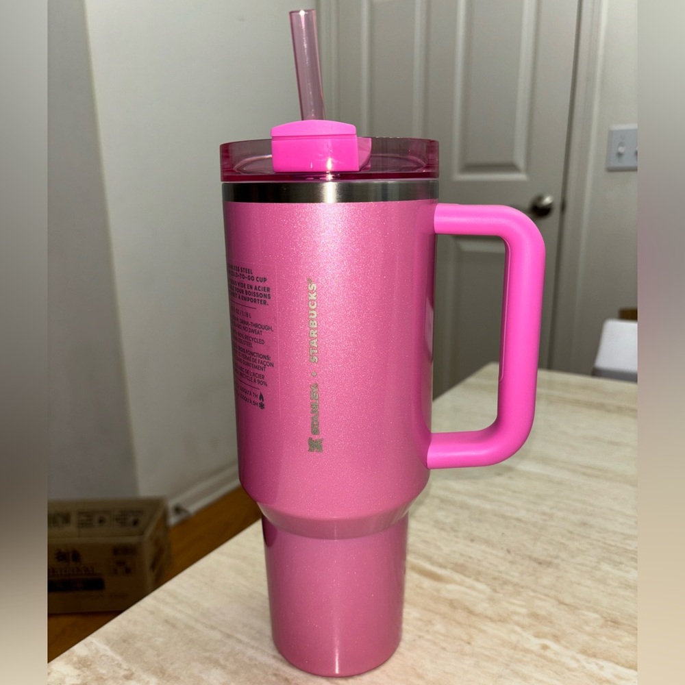 Stanley x Starbucks quencher 40 oz tumblr - Picture 1 of 2